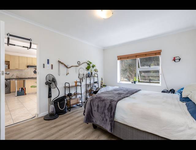 2 BEDROOM APARTMENT TO LET IN CAMPS BAY